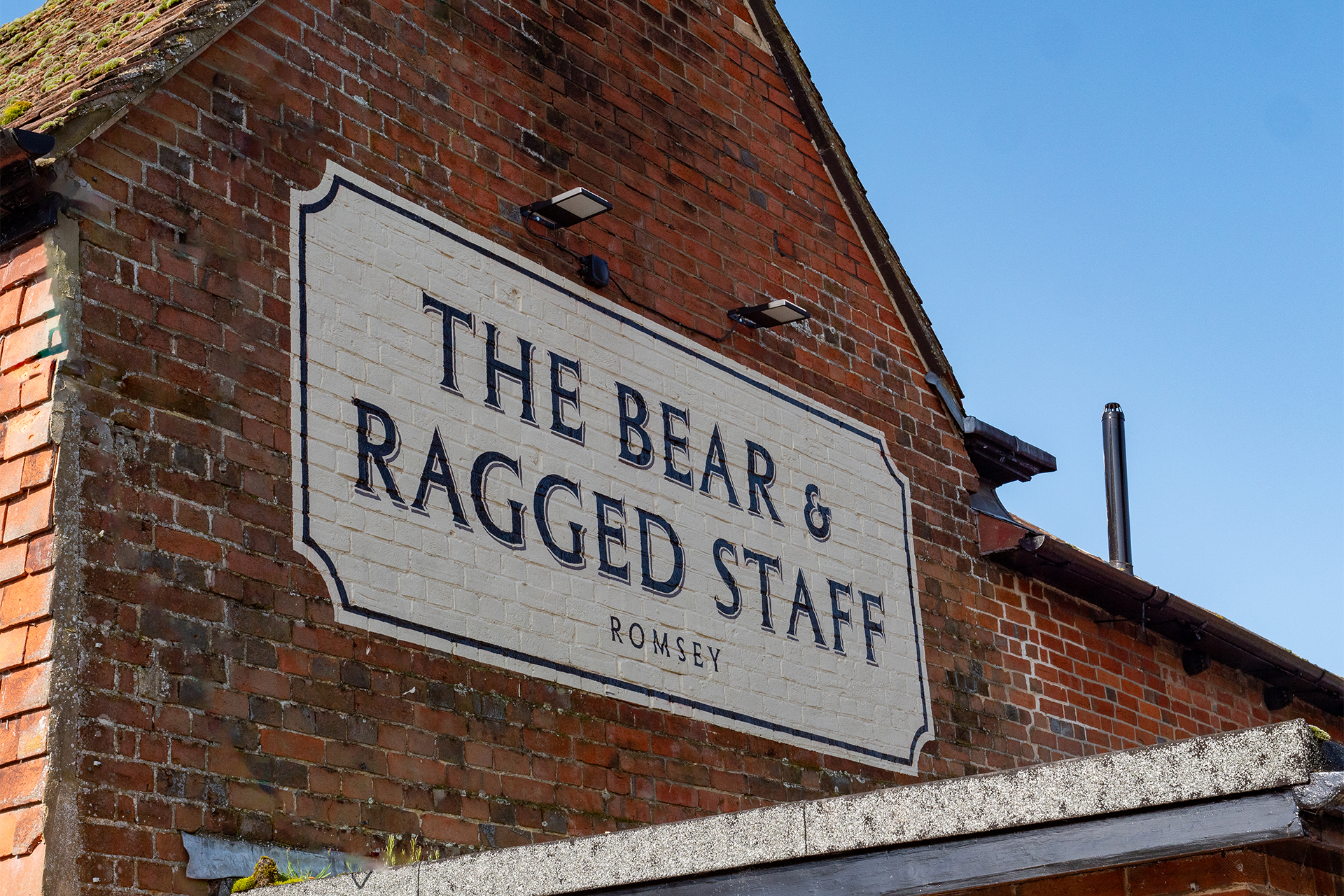 Bear & Ragged Staff Romsey